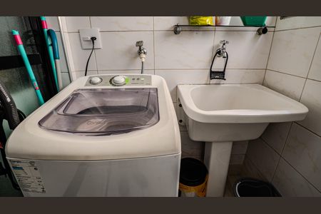 Apartamento à venda com 60m², 2 quartos e 1 vagaÁrea de Serviço