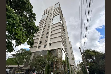 Apartamento à venda com 112m², 2 quartos e 2 vagas Apartamento à venda com 112m², 2 quartos e 2 vagasFachada