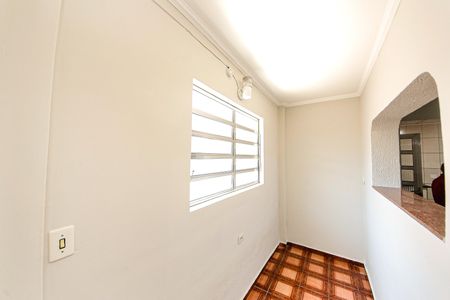 Casa para alugar com 3 quartos, 230m² em Vila Paulo Silas, São Paulo