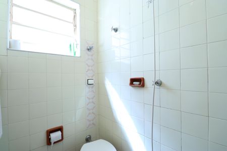 Casa à venda com 141m², 3 quartos e 1 vagaBanheiro 2