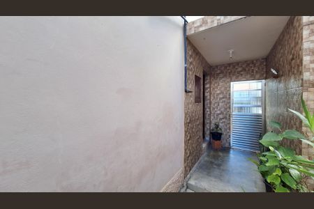 Casa à venda com 141m², 3 quartos e 1 vaga Casa à venda com 141m², 3 quartos e 1 vagaCorredor