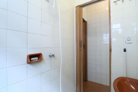 Casa à venda com 141m², 3 quartos e 1 vagaBanheiro 2