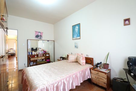 Casa à venda com 141m², 3 quartos e 1 vagaQuarto 2