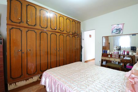 Casa à venda com 141m², 3 quartos e 1 vagaQuarto 2