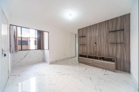 Sala de apartamento para alugar com 2 quartos, 50m² em Jardim Alzira Franco, Santo André
