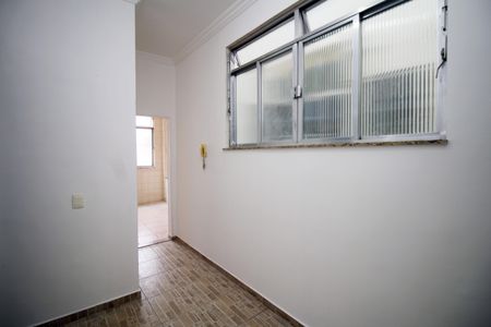 Antessala de apartamento para alugar com 2 quartos, 70m² em Vila da Penha, Rio de Janeiro
