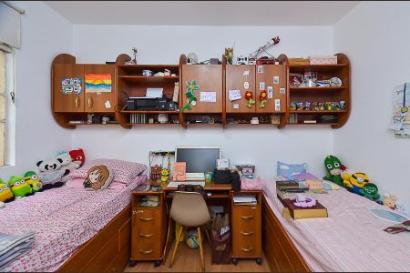 Apartamento à venda com 116m², 4 quartos e 2 vagasQuarto 3