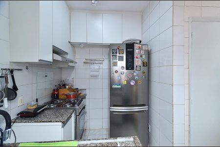 Apartamento à venda com 116m², 4 quartos e 2 vagasCozinha