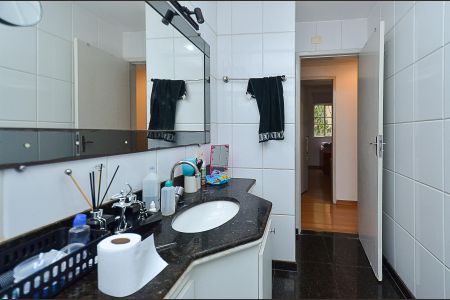 Apartamento à venda com 116m², 4 quartos e 2 vagasBanheiro Social