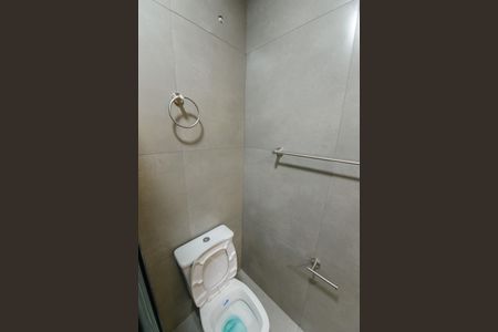 Banheiro de kitnet/studio para alugar com 1 quarto, 40m² em Vila Nogueira, Taubaté