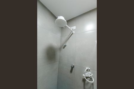 Banheiro de kitnet/studio para alugar com 1 quarto, 40m² em Vila Nogueira, Taubaté