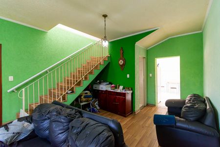 Casa para alugar com 210m², 3 quartos e 4 vagas Casa para alugar com 210m², 3 quartos e 4 vagasSala