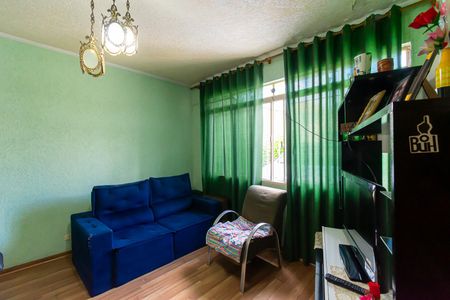 Casa para alugar com 210m², 3 quartos e 4 vagas Casa para alugar com 210m², 3 quartos e 4 vagasSala