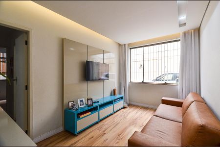 Sala de TV de apartamento à venda com 3 quartos, 260m² em Cidade Nova, Belo Horizonte