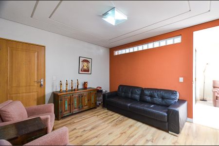 Apartamento à venda com 260m², 3 quartos e 2 vagas Apartamento à venda com 260m², 3 quartos e 2 vagasSala de Estar