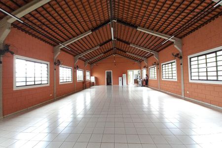 Apartamento para alugar com 45m², 2 quartos e 1 vagaÁrea comum - Salão de festas