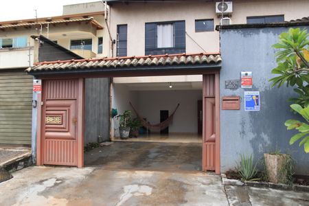 Casa para alugar com 290m², 3 quartos e 4 vagasFachada