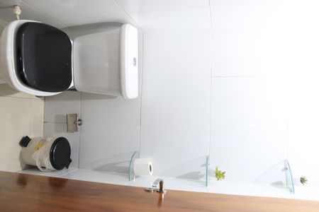 Casa para alugar com 290m², 3 quartos e 4 vagasLavabo