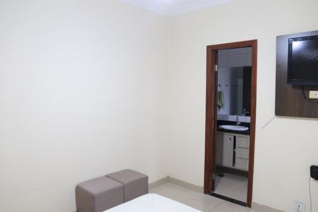 Casa para alugar com 290m², 3 quartos e 4 vagasSuíte 02