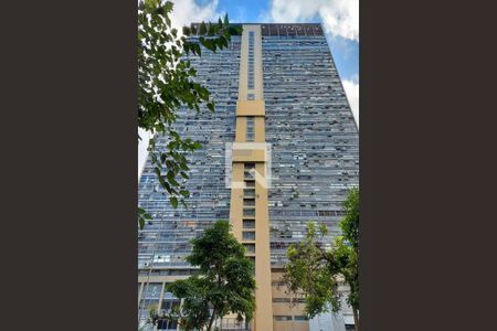 Studio para alugar com 47m², 1 quarto e sem vaga Studio para alugar com 47m², 1 quarto e sem vagaFachada