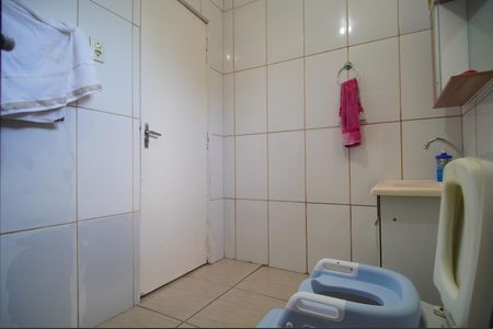 Casa à venda com 400m², 5 quartos e 6 vagasBanheiro 2