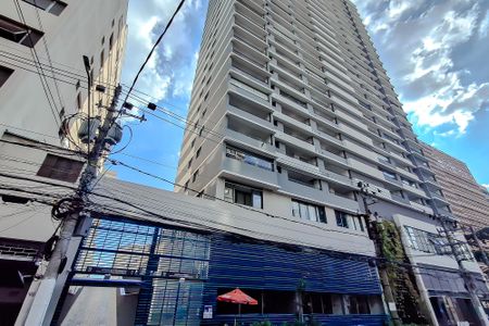 Apartamento para alugar com 47m², 2 quartos e 1 vagaFachada - Plaquinha