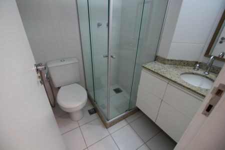 Apartamento à venda com 67m², 2 quartos e 1 vagaBanheiro Social