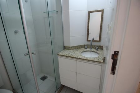 Apartamento à venda com 67m², 2 quartos e 1 vagaBanheiro Social