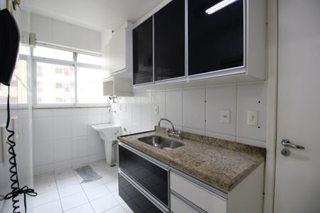 Apartamento à venda com 67m², 2 quartos e 1 vagaCozinha