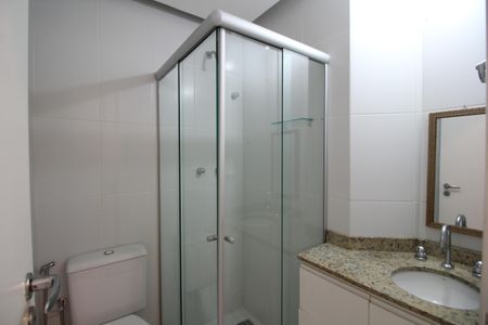 Apartamento à venda com 67m², 2 quartos e 1 vagaBanheiro Social