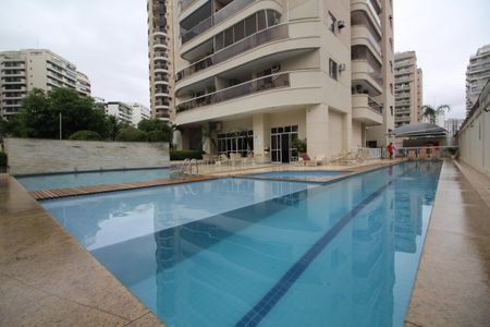 Apartamento à venda com 67m², 2 quartos e 1 vagaPiscina