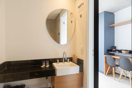 Studio para alugar com 18m², 1 quarto e sem vaga Studio para alugar com 18m², 1 quarto e sem vagaBanheiro