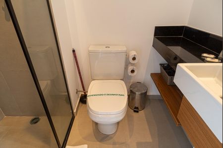 Studio para alugar com 18m², 1 quarto e sem vaga Studio para alugar com 18m², 1 quarto e sem vagaBanheiro