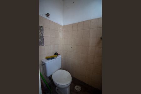 Apartamento à venda com 74m², 3 quartos e 2 vagas Apartamento à venda com 74m², 3 quartos e 2 vagasBANHEIRO DA ÁREA DE SERVIÇO