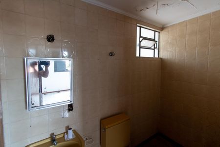 Apartamento à venda com 74m², 3 quartos e 2 vagas Apartamento à venda com 74m², 3 quartos e 2 vagasBANHEIRO