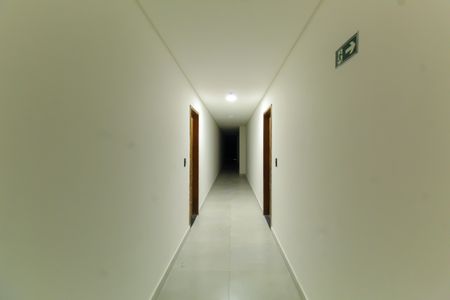 Apartamento à venda com 42m², 2 quartos e sem vaga Apartamento à venda com 42m², 2 quartos e sem vagaCorredor