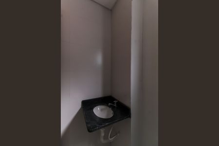 Apartamento à venda com 42m², 2 quartos e sem vaga Apartamento à venda com 42m², 2 quartos e sem vagaBanheiro