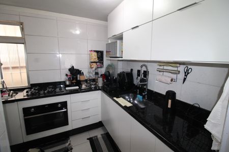 Apartamento à venda com 48m², 2 quartos e 1 vagaCozinha