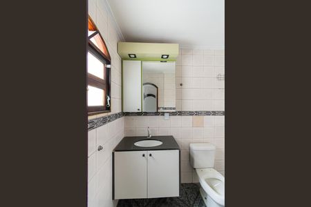 Casa à venda com 149m², 4 quartos e 2 vagasBanheiro da Suíte