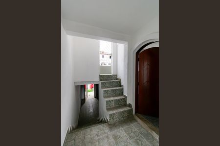 Casa à venda com 149m², 4 quartos e 2 vagasEntrada