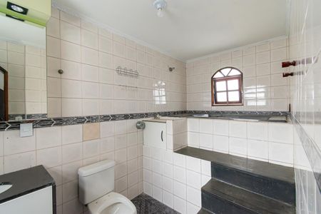 Casa à venda com 149m², 4 quartos e 2 vagasBanheiro da Suíte