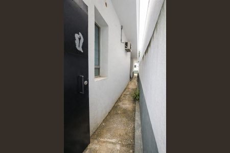 Casa à venda com 210m², 6 quartos e 4 vagasCorredor 