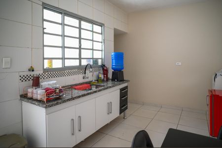 Casa à venda com 150m², 3 quartos e 2 vagasCozinha