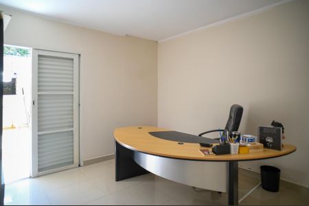 Casa à venda com 150m², 3 quartos e 2 vagasQuarto 2