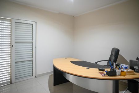 Casa à venda com 150m², 3 quartos e 2 vagasQuarto 2