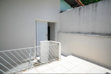 Casa à venda com 150m², 3 quartos e 2 vagasÁrea de Serviço