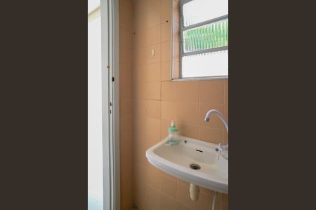 Casa à venda com 150m², 3 quartos e 2 vagasBanheiro de Serviço