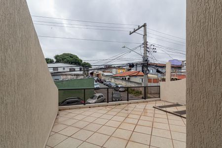Casa à venda com 210m², 4 quartos e 2 vagas Casa à venda com 210m², 4 quartos e 2 vagasVaranda Suite