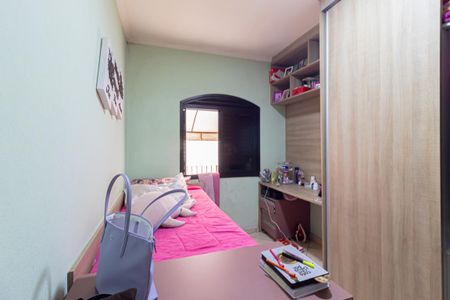 Casa à venda com 210m², 4 quartos e 2 vagas Casa à venda com 210m², 4 quartos e 2 vagasQuarto 3