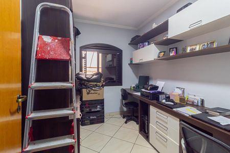 Casa à venda com 210m², 4 quartos e 2 vagas Casa à venda com 210m², 4 quartos e 2 vagasQuarto 2